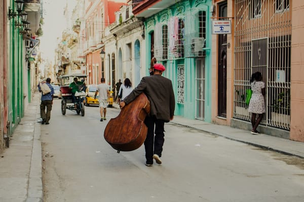 Brevíssima história da indústria fonográfica cubana